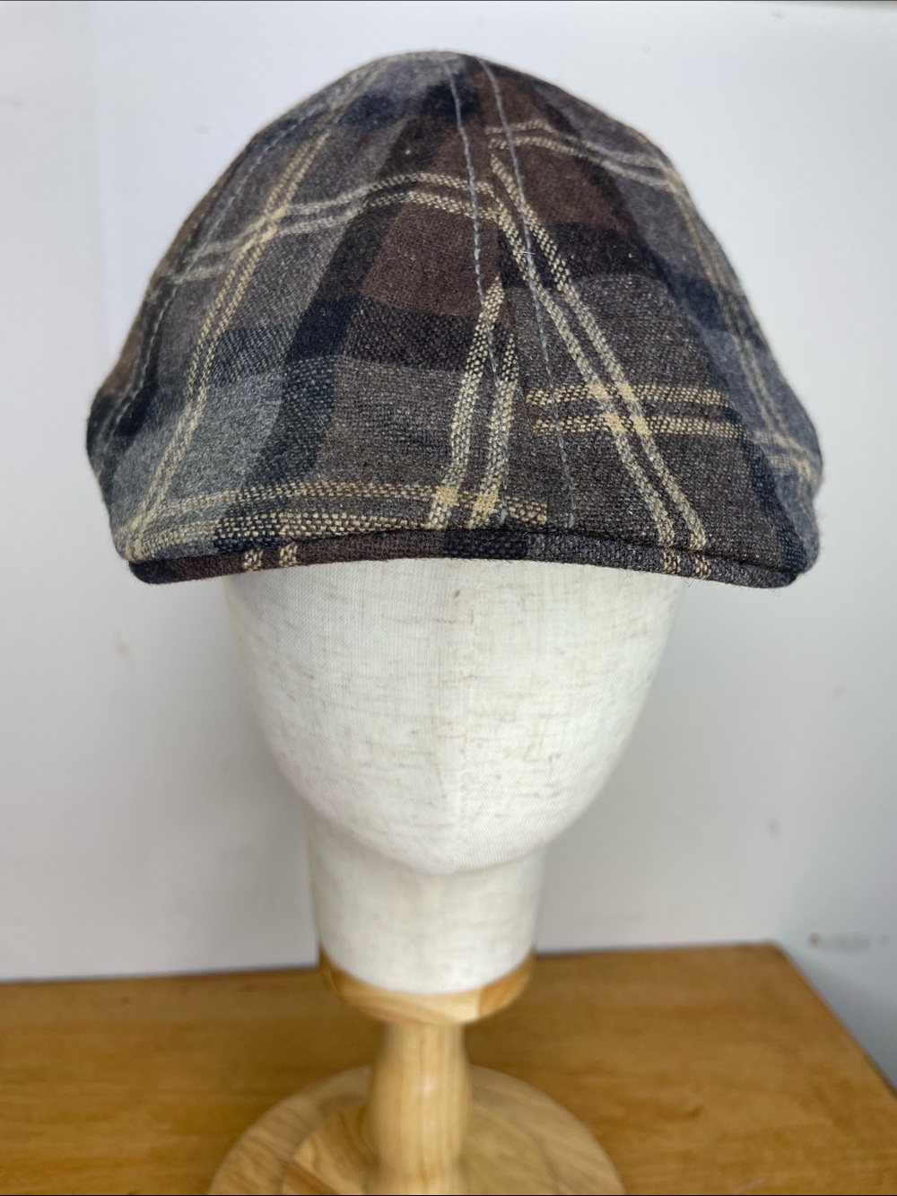 Plaid Flat Cap in Brown and Gray - Men's Hat